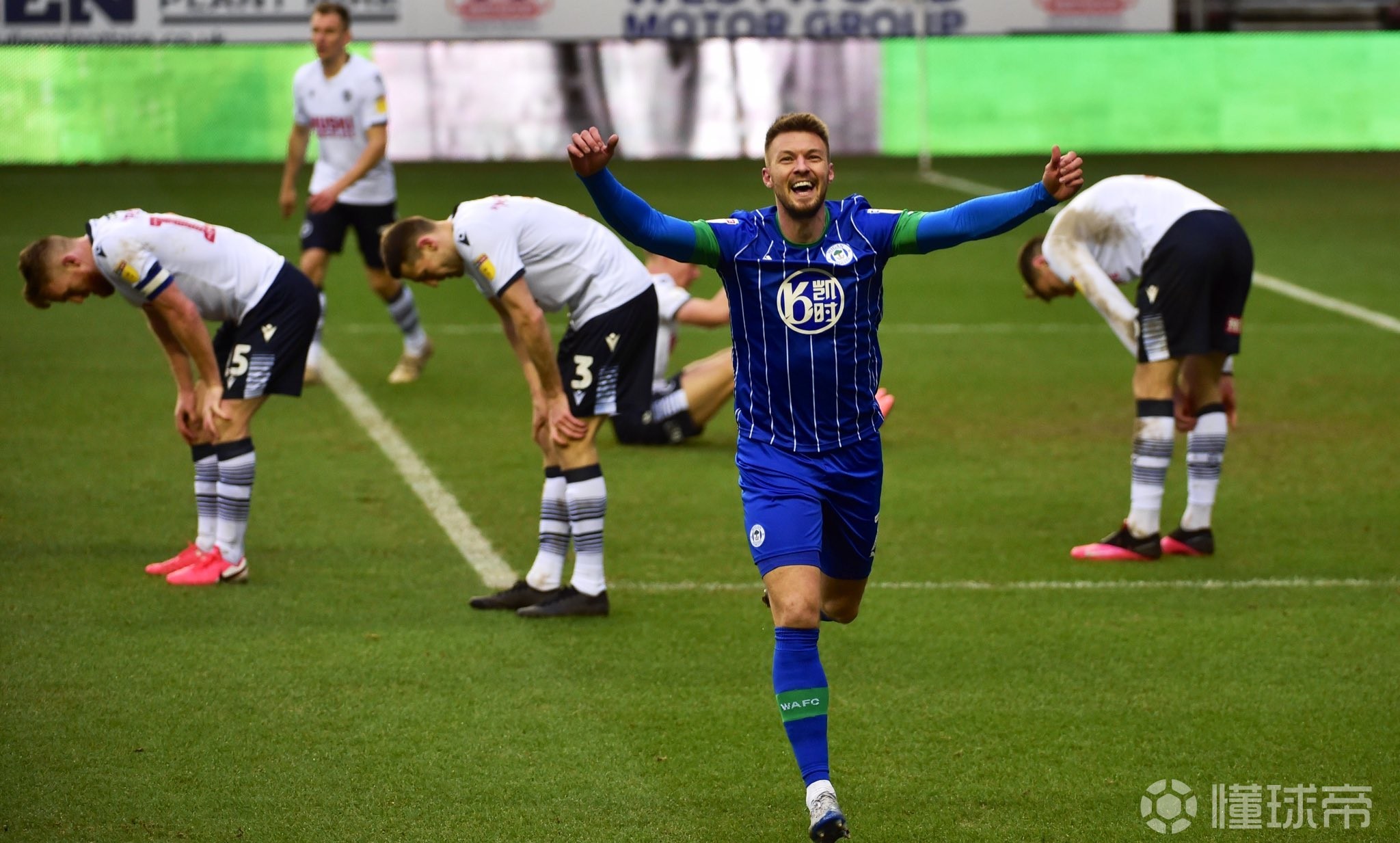 荷兰稳坐领先，阵容稳定取得三连胜的简单介绍