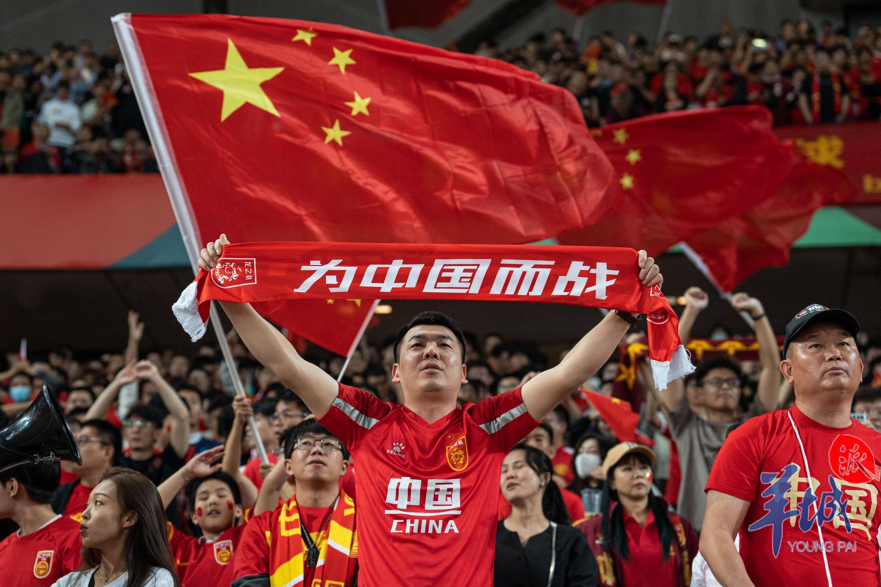 热力四射足球盛事如火如荼,国内球队斗志昂扬的简单介绍 热力四射足球盛事如火如荼,国内球队斗志昂扬的简单介绍