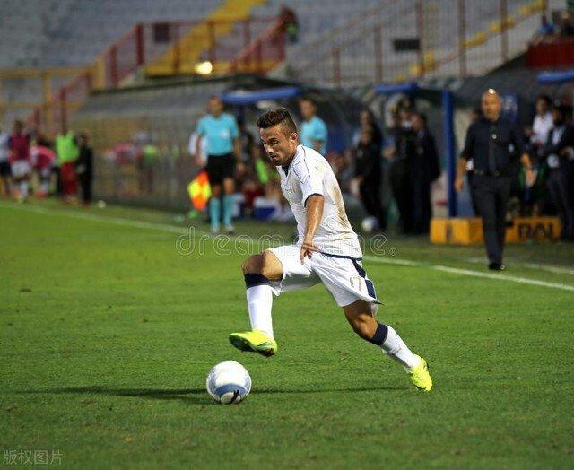 关于亚特兰大备战对阵莱比锡红牛,谁能成功晋级四强?的信息 关于亚特兰大备战对阵莱比锡红牛,谁能成功晋级四强?的信息