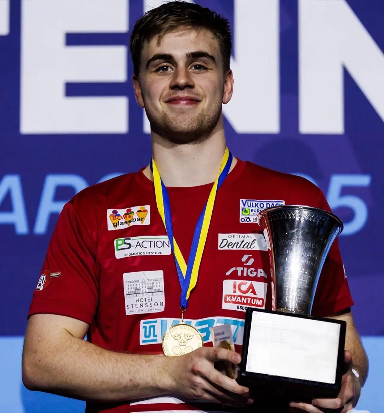 关于瑞典队实力不俗，完胜对手晋级夺取胜利的信息