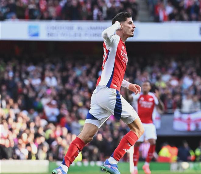 联盟新星表现抢眼，被誉为未来之星