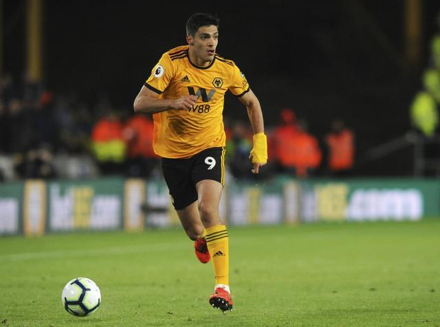 包含狼队引进法国天才前锋，提升攻击力的词条