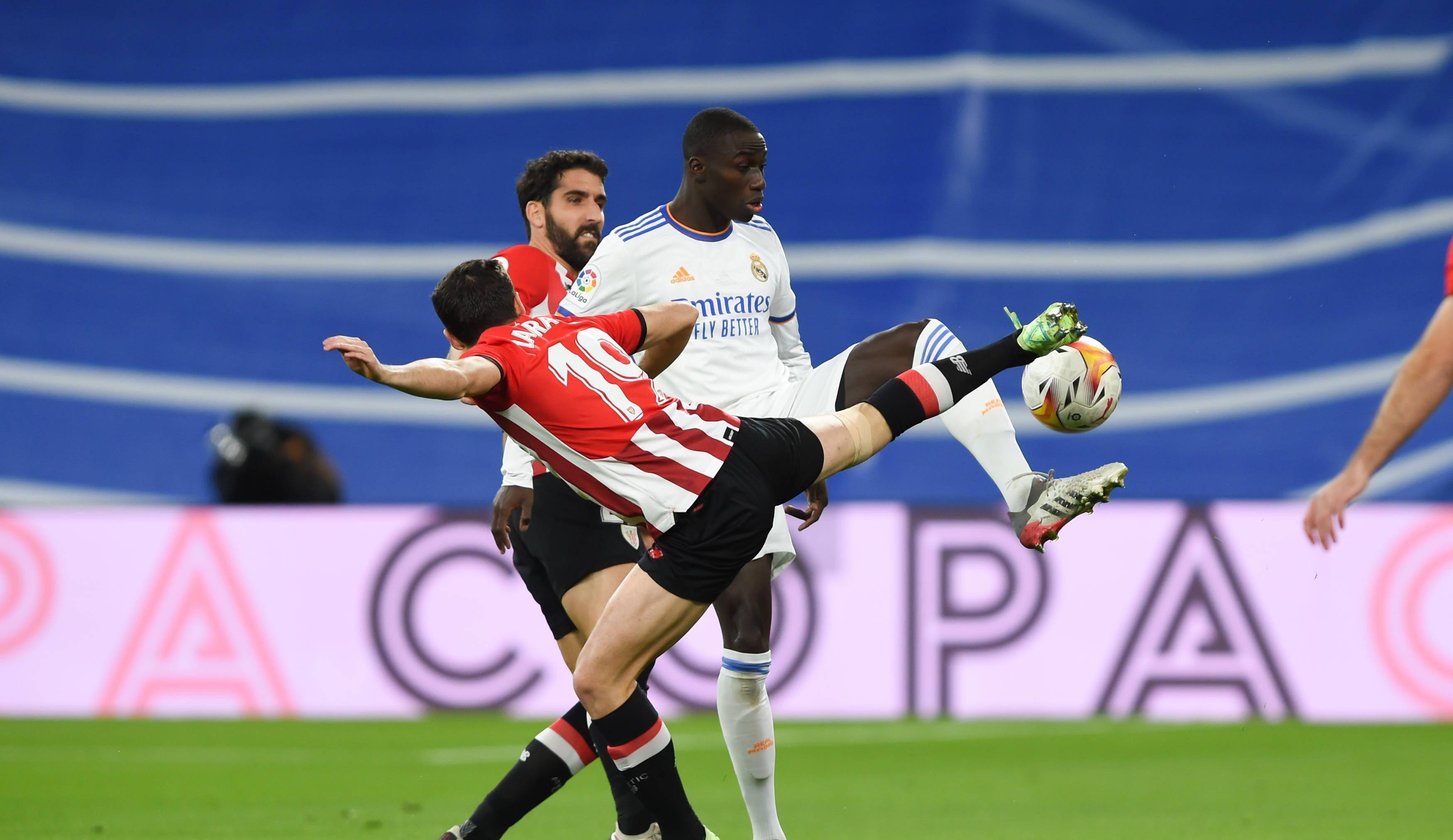 尤文图斯客场胜皇马,纳瓦斯关键扑点 尤文图斯客场胜皇马,纳瓦斯关键扑点