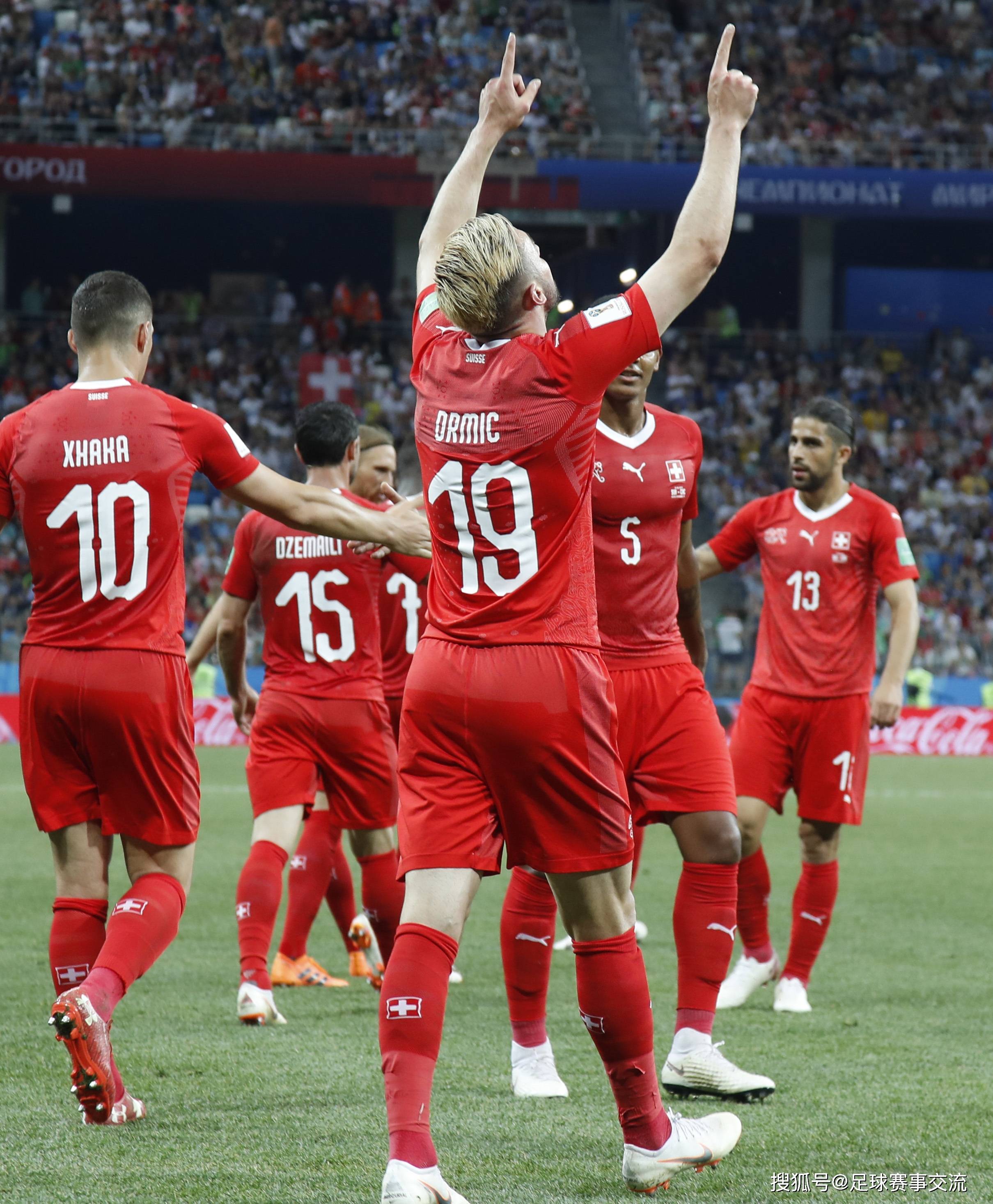 关于队员们在欧洲国家间的对决中全力以赴的信息