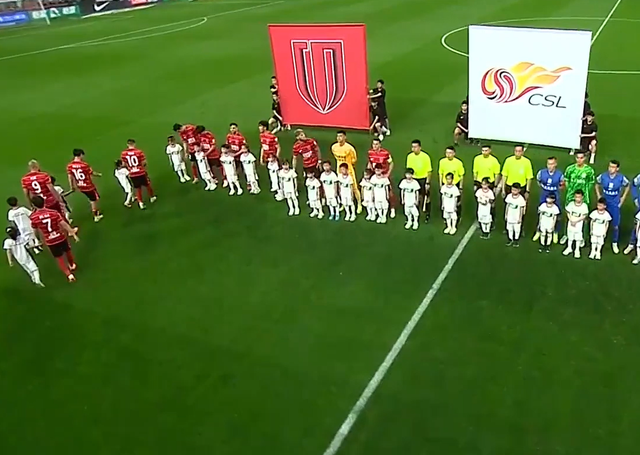 强强对话，球场胜利将至豪门之间较量