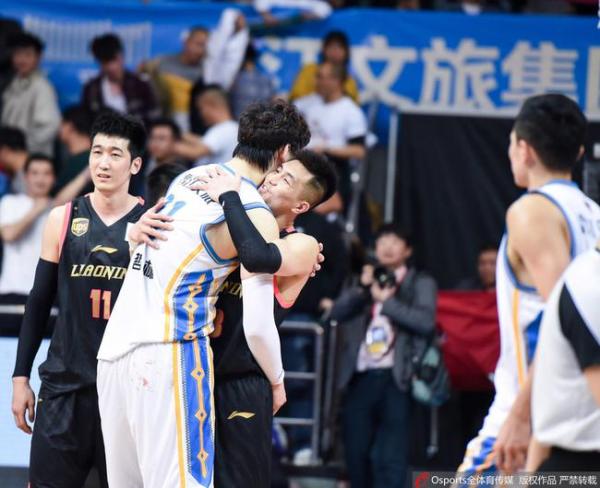 福建男篮发挥火热，横扫对手胜利晋级的简单介绍