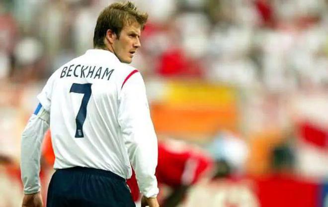 关于英格兰队中场贝克汉姆预计将在关键比赛中登场的信息