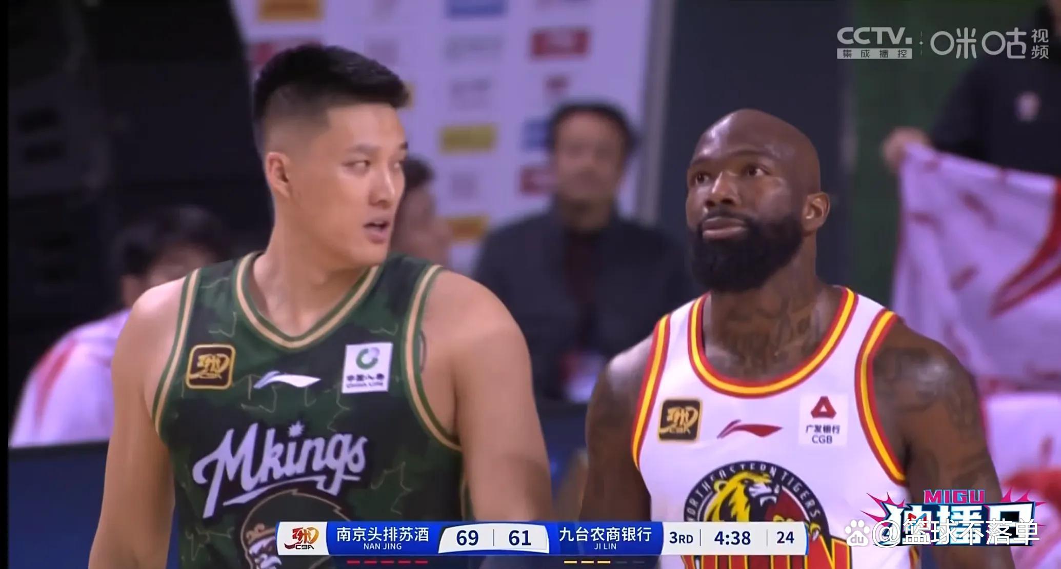 尼克斯完胜广州队，赵继伟带队取胜