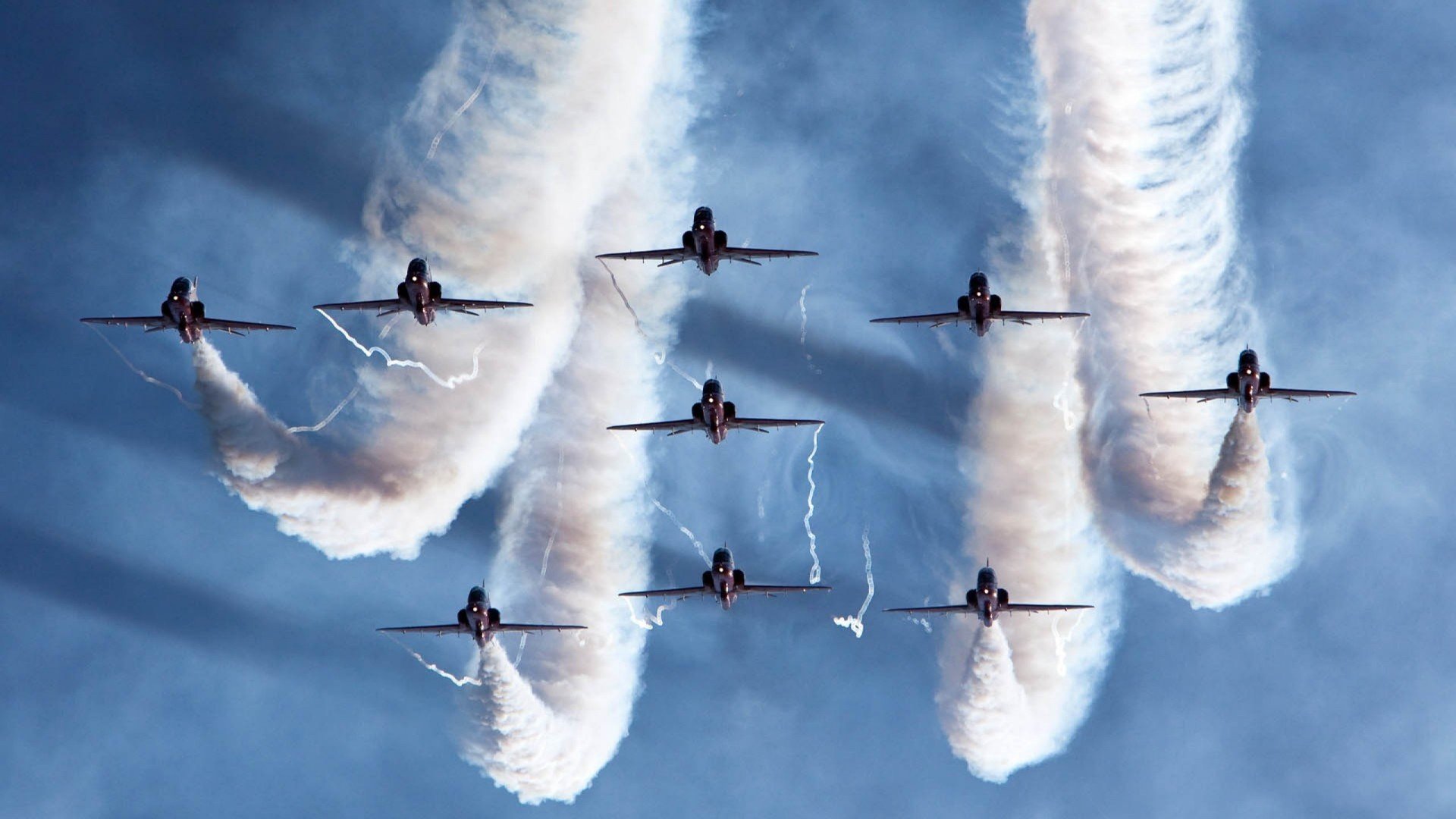 冷门的尊严与巨星的掌控,现代足球胜利的两种法门