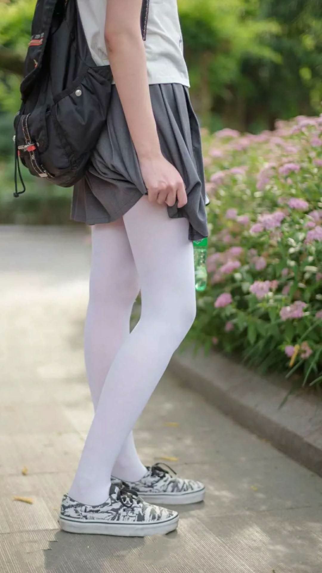 东方战场连胜终结,西方舞台死神降临,活塞连击与库里接管背后的篮球真理