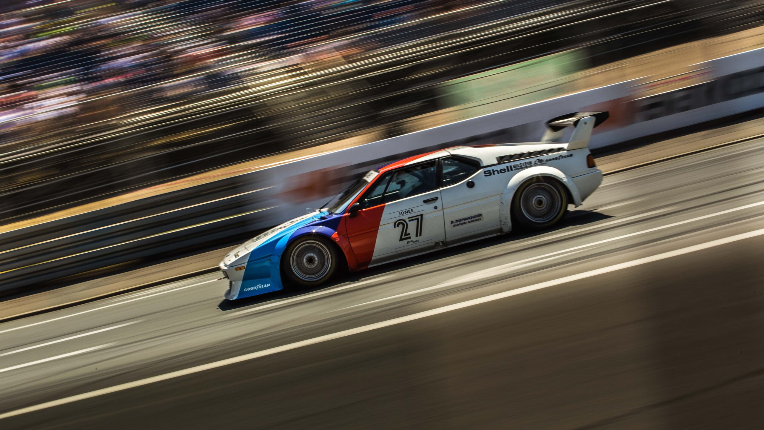 足球青春的双重奏，巴萨闪电战与德里赫特的铁血里程碑